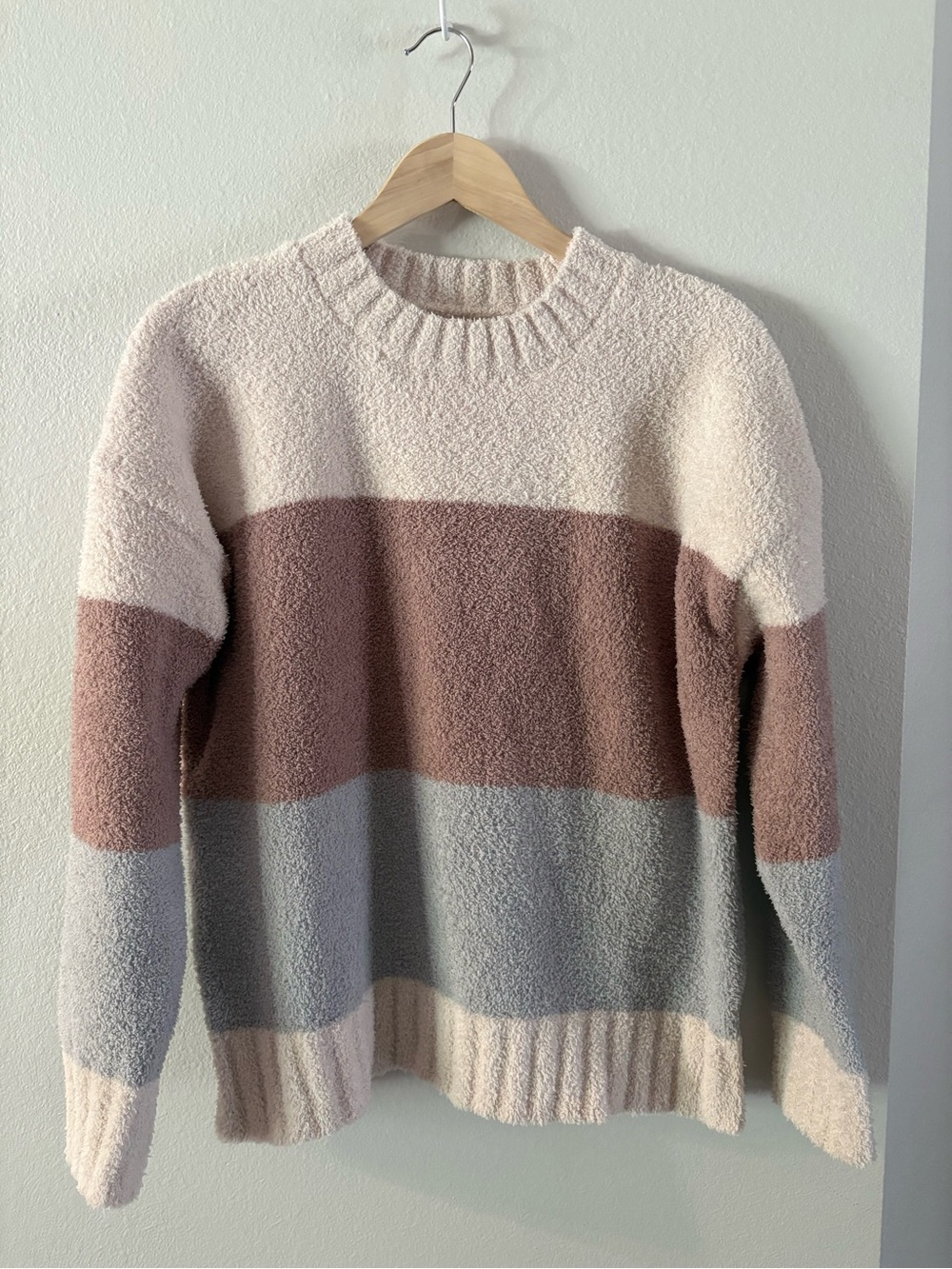 90s Colorblock Fuzzy Sweater Cream, Taupe & Light Blue Medium Thread & Supply
